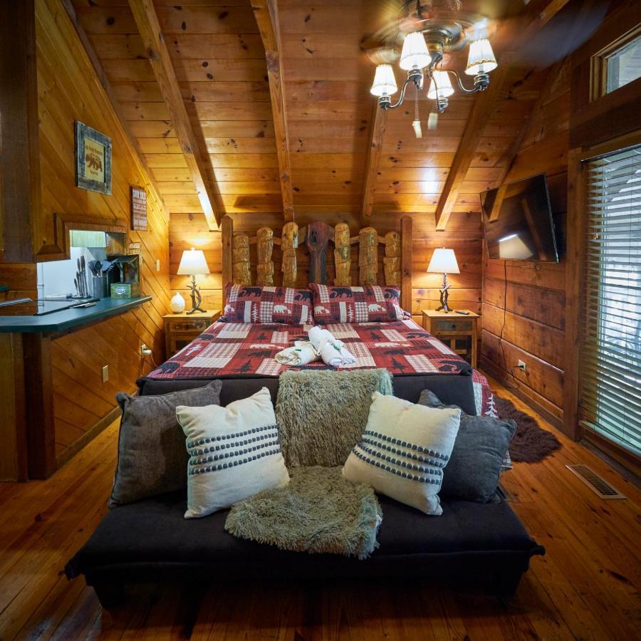 Gatlinburg Area Hottub Cabin - Ladyslipper Sevierville Exterior photo